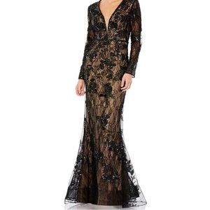 Black Formal dress.Partying.Used only once. Partying.Used only once.